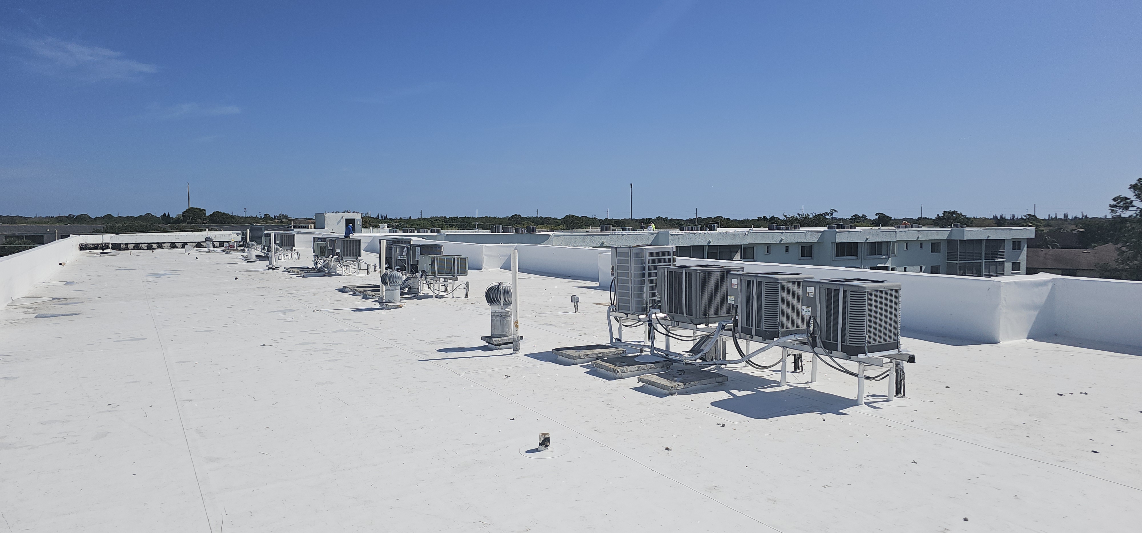 Finished TPO commercial roof in Fort Lauderdale by Planet Roofing
